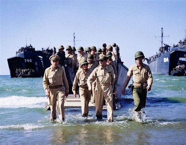The same photograph in color